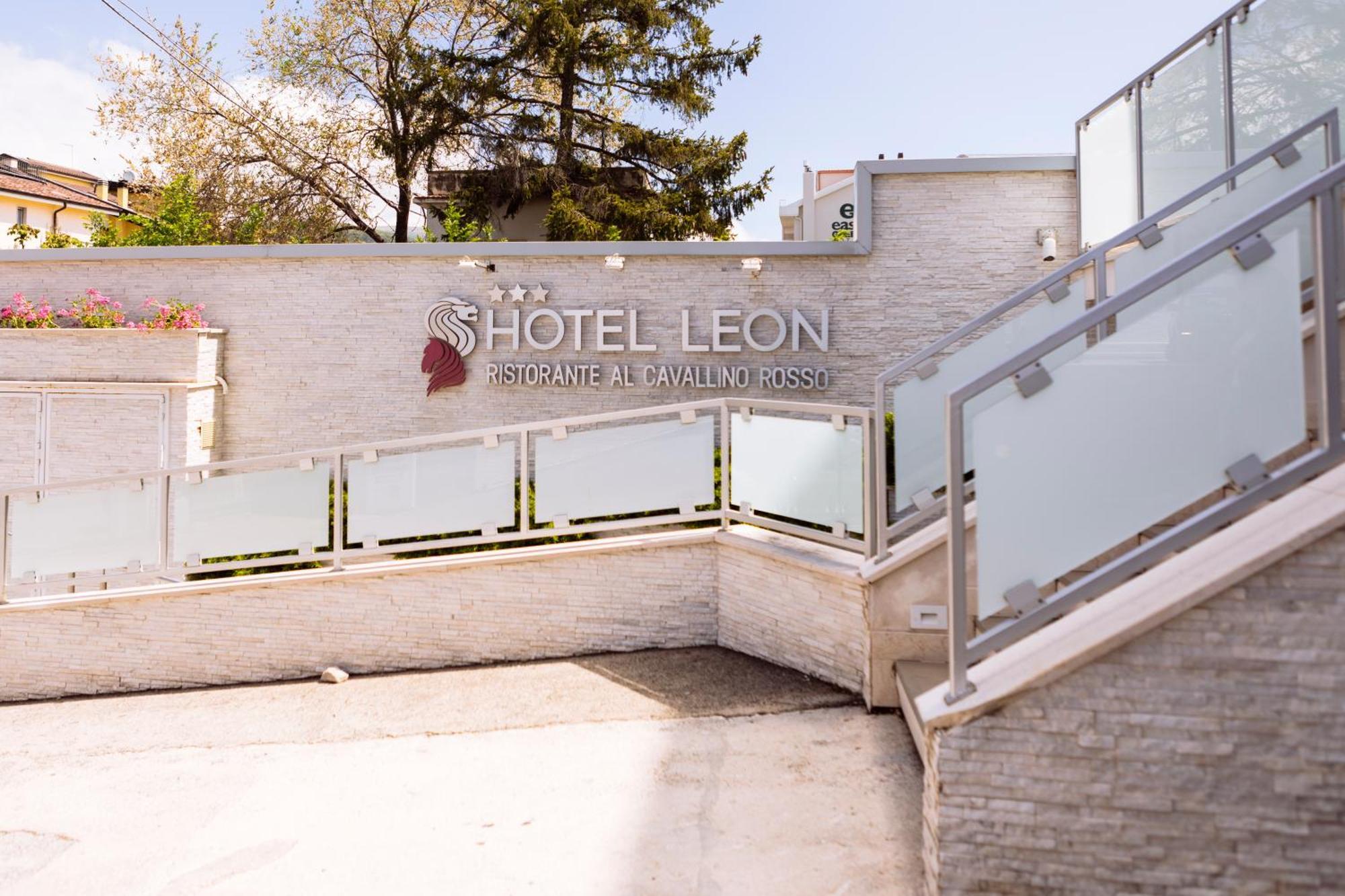 Hotel Leon - Ristorante Al Cavallino Rosso San Giovanni Rotondo Kültér fotó